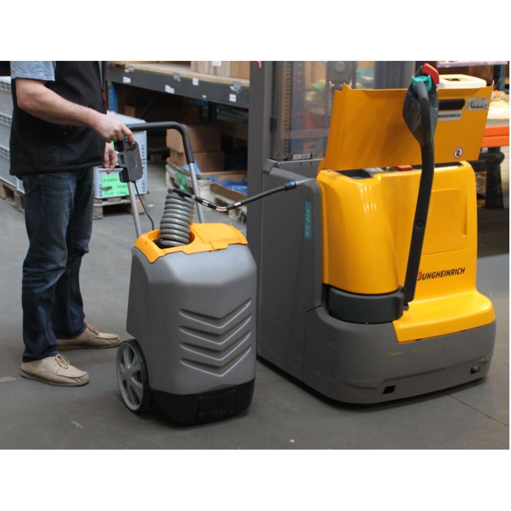 Aqua Trolley incl. serbatoio dell’acqua da 26 l, elettropompa, batteria e caricabatteria Immagine del prodotto n. 2: Aqua Trolley incl. serbatoio dell’acqua da 26 l, elettropompa, batteria e caricabatteria
