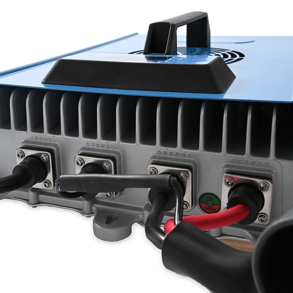 Immagine del prodotto n. 5: Caricabatteria esterno D400, 80 V, 60 A, CEE rosso 32 A, 4 poli - 3P+E per carrello elevatore elettrico AntOn by Jungheinrich CBH 2.0