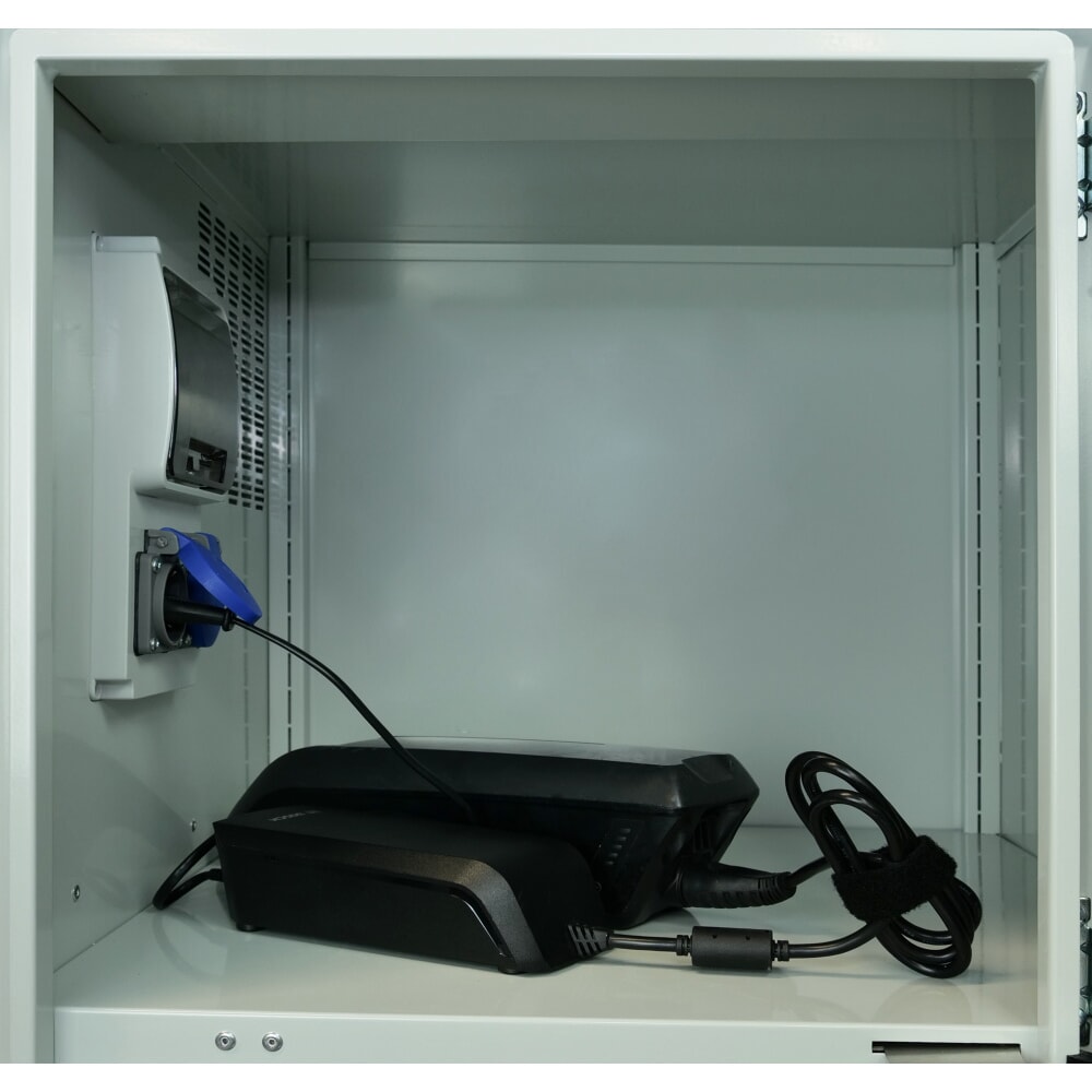 Immagine del prodotto n. 5: Thur Metall armadio di ricarica per batterie, per esterni IP 44, A×L×P 2000 mm x 600 mm x 500 mm, serratura a chiave, azzurro
