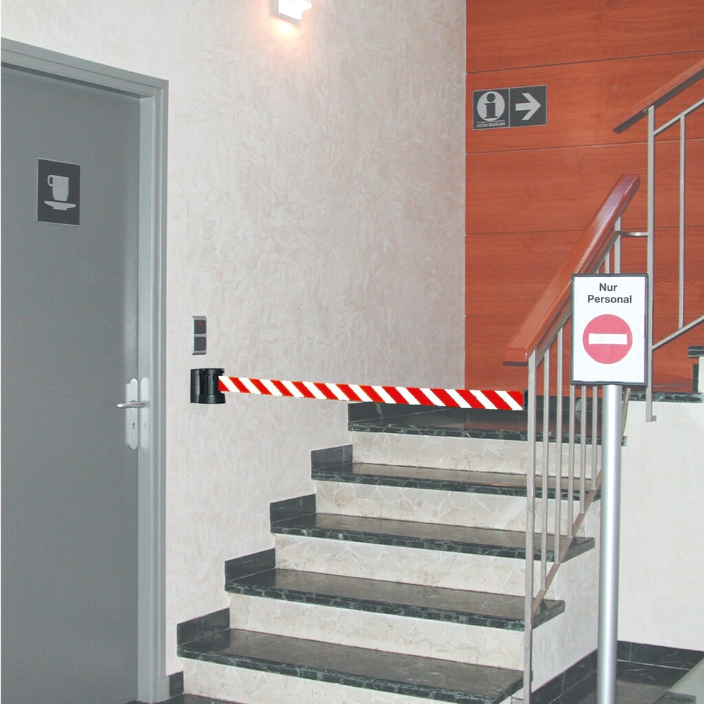 Immagine del prodotto n. 2: Cinghia da parete da agganciare, lunghezza 3 m, nero/rosso a strisce orizzontali