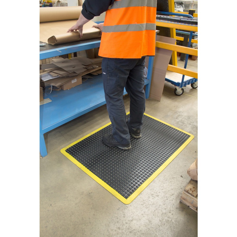 Immagine del prodotto n. 3: COBA Tappetino defaticante Bubblemat Safety, LxP 600 x 900 mm, nero/giallo