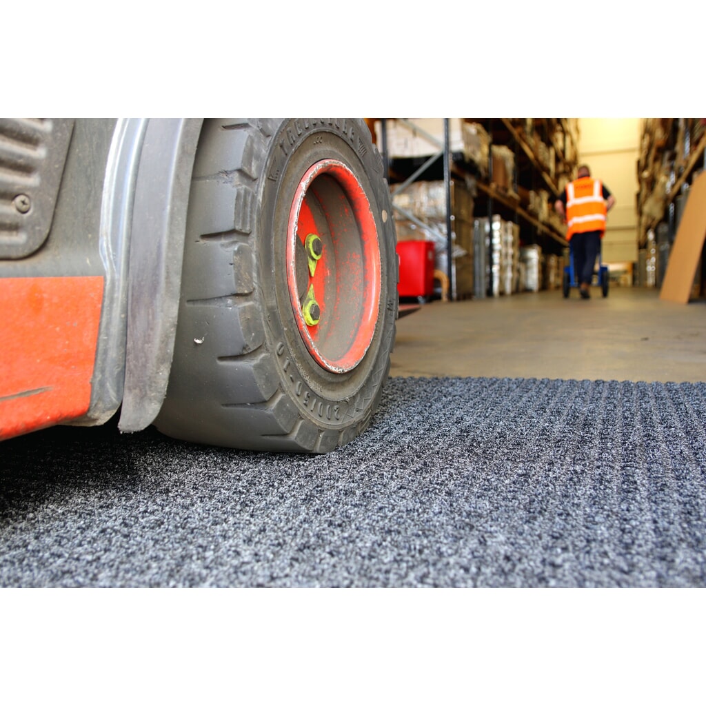 COBA Tappeto cattura-sporco Superdry Heavy Traffic, LxP 1.150 x 1.800 mm Immagine del prodotto n. 4: COBA Tappeto cattura-sporco Superdry Heavy Traffic, LxP 1.150 x 1.800 mm