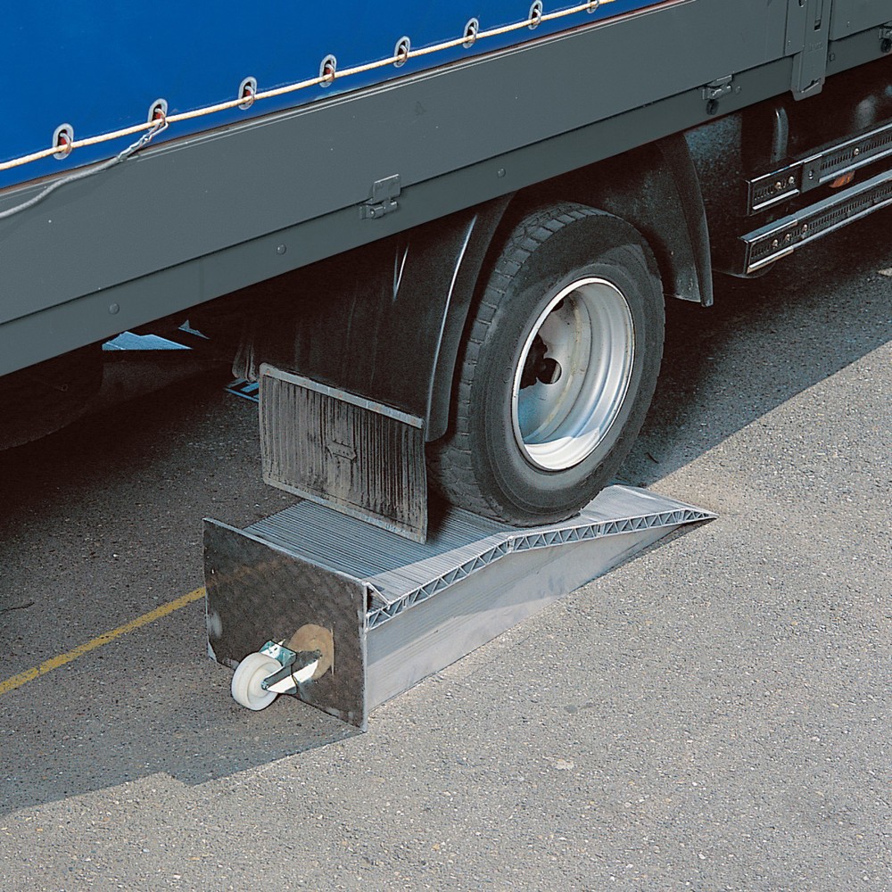 Immagine del prodotto n. 1: Cunei d’ingresso in alluminio, portata 12.000 kg/cad., HxLxL 190 x 500 x 1.440 mm