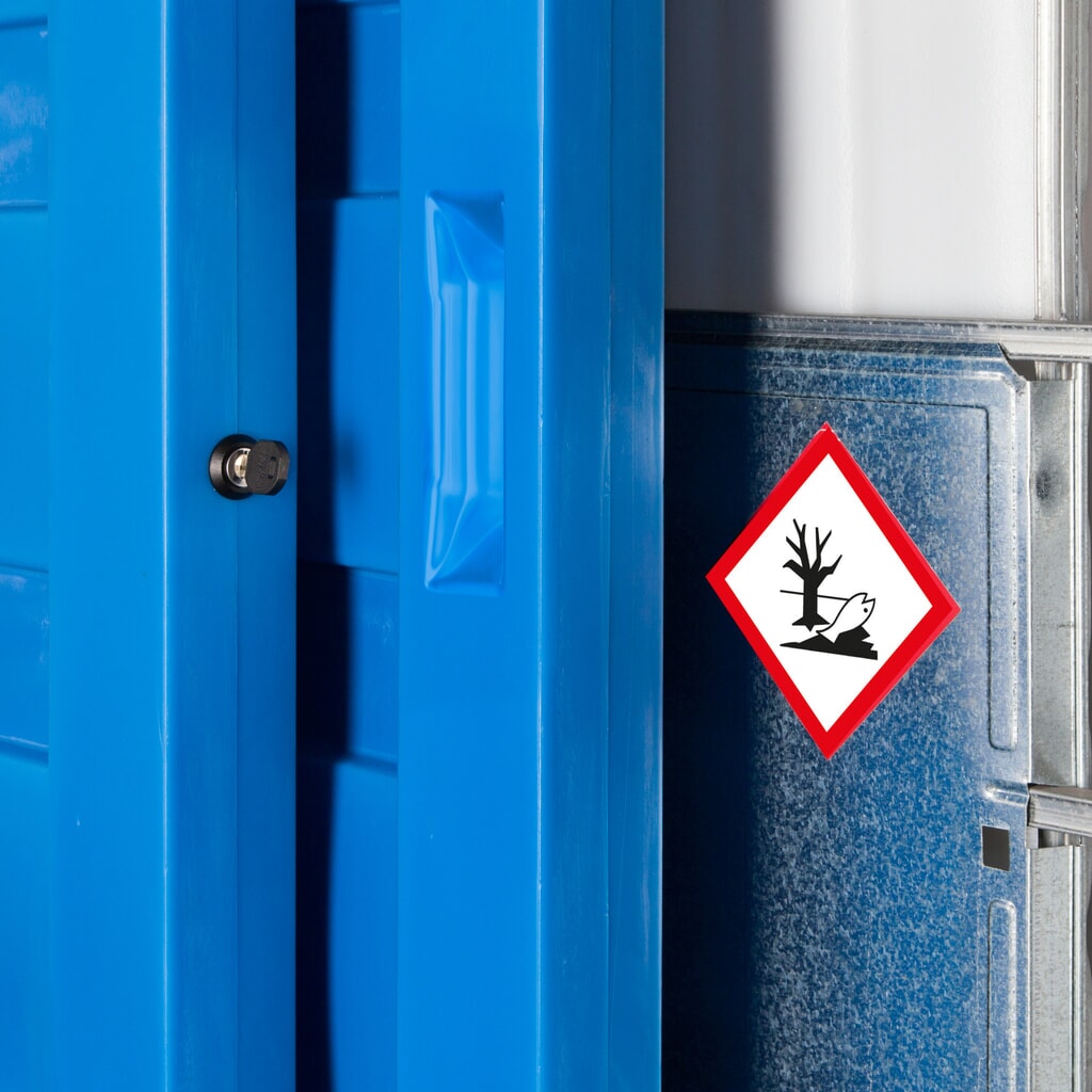 Deposito per fusti in PE, AxLxP 2.170 x 3.200 x 1.740 mm, 2 x IBC o 8x 200 l Immagine del prodotto n. 8: Deposito per fusti in PE, AxLxP 2.170 x 3.200 x 1.740 mm, 2 x IBC o 8x 200 l