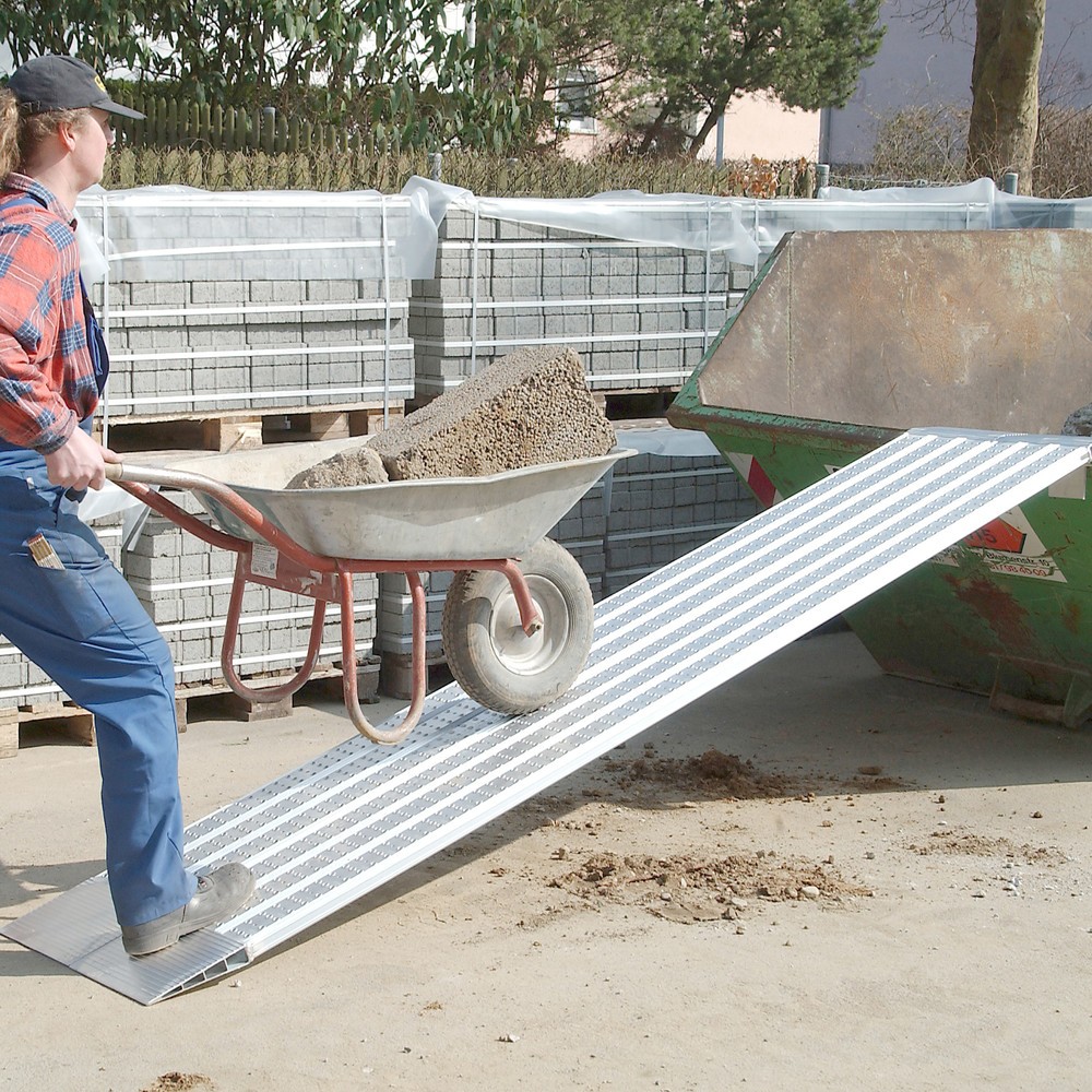 Immagine del prodotto n. 5: Guida di carico in alluminio, anti-scivolo, portata 200 kg/pz, LxL 200 x 2.500 mm
