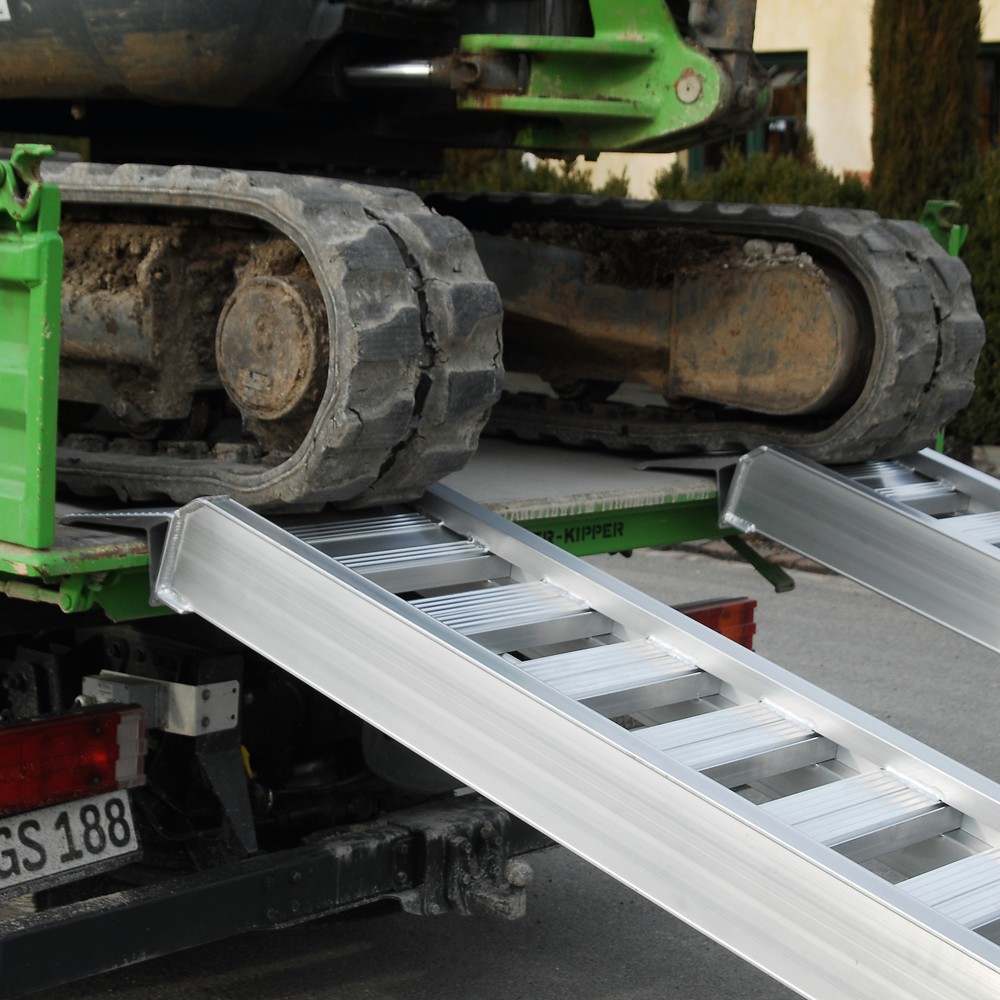 Immagine del prodotto n. 2: Guide di carico con pioli, senza bordo, portata 1.660 kg/paio, lunghezza 2.340 mm