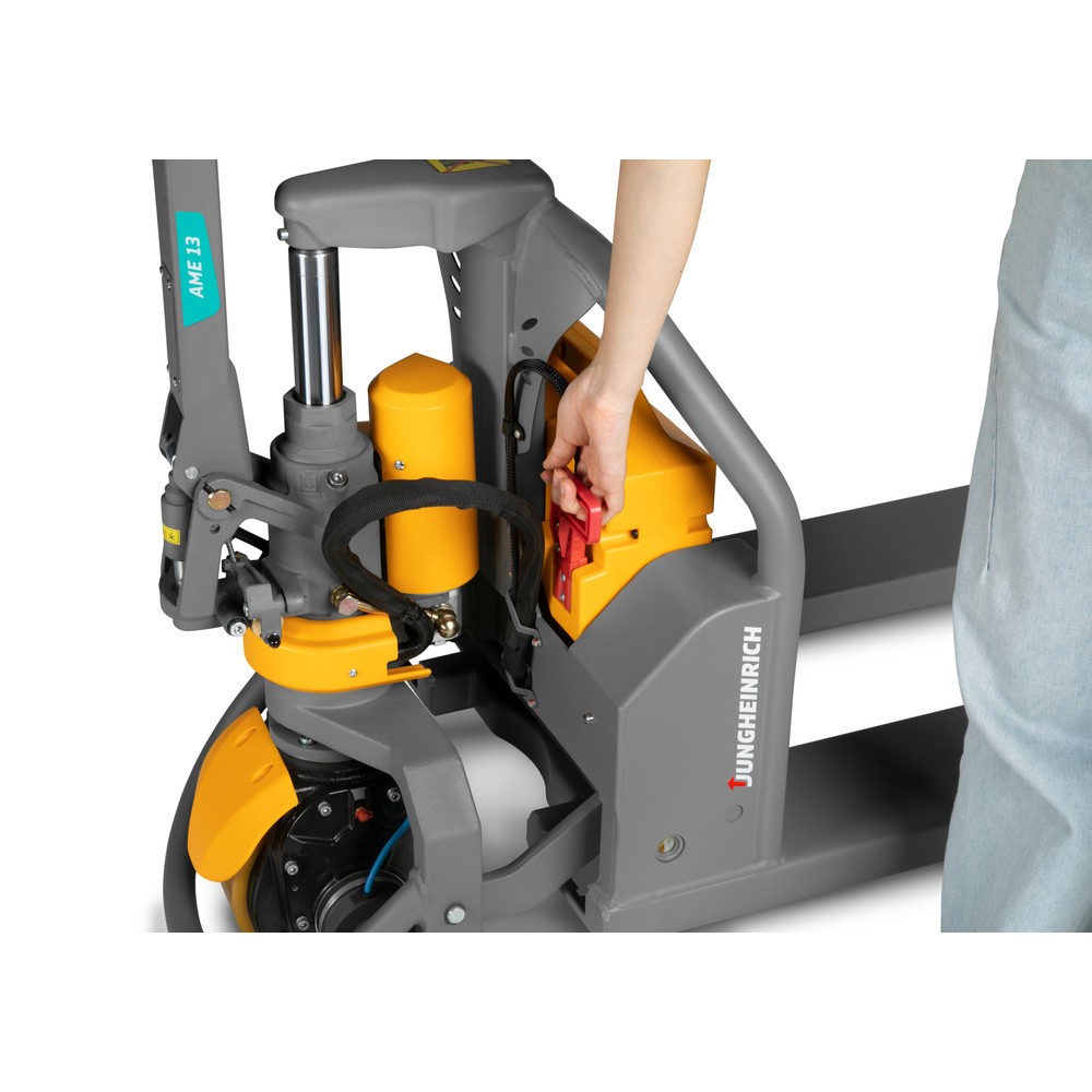 Immagine del prodotto n. 2: Transpallet elettrico Jungheinrich AME 13, portata 1.300 kg, lunghezza forche 1.150 mm