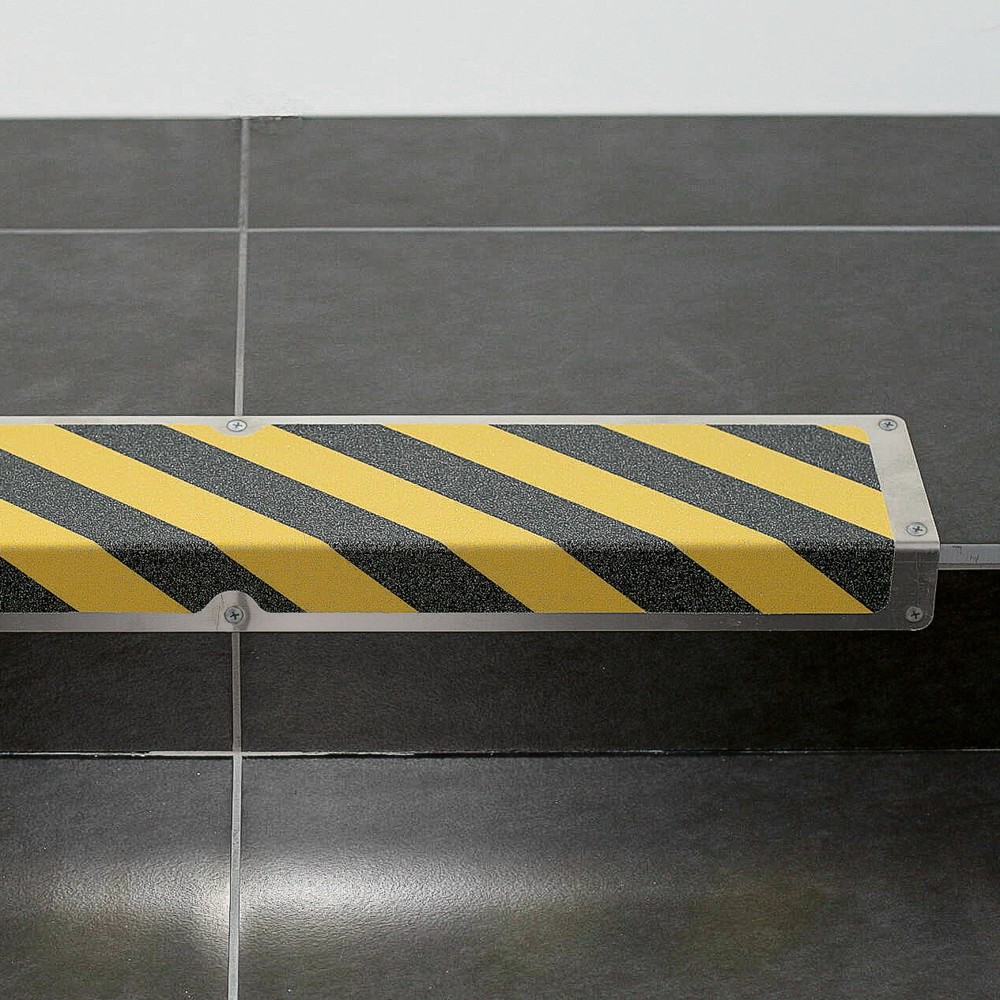 Immagine del prodotto: Lastra antiscivolo "Attenzione pericolo d’inciampo", LxL 635 x 114 mm