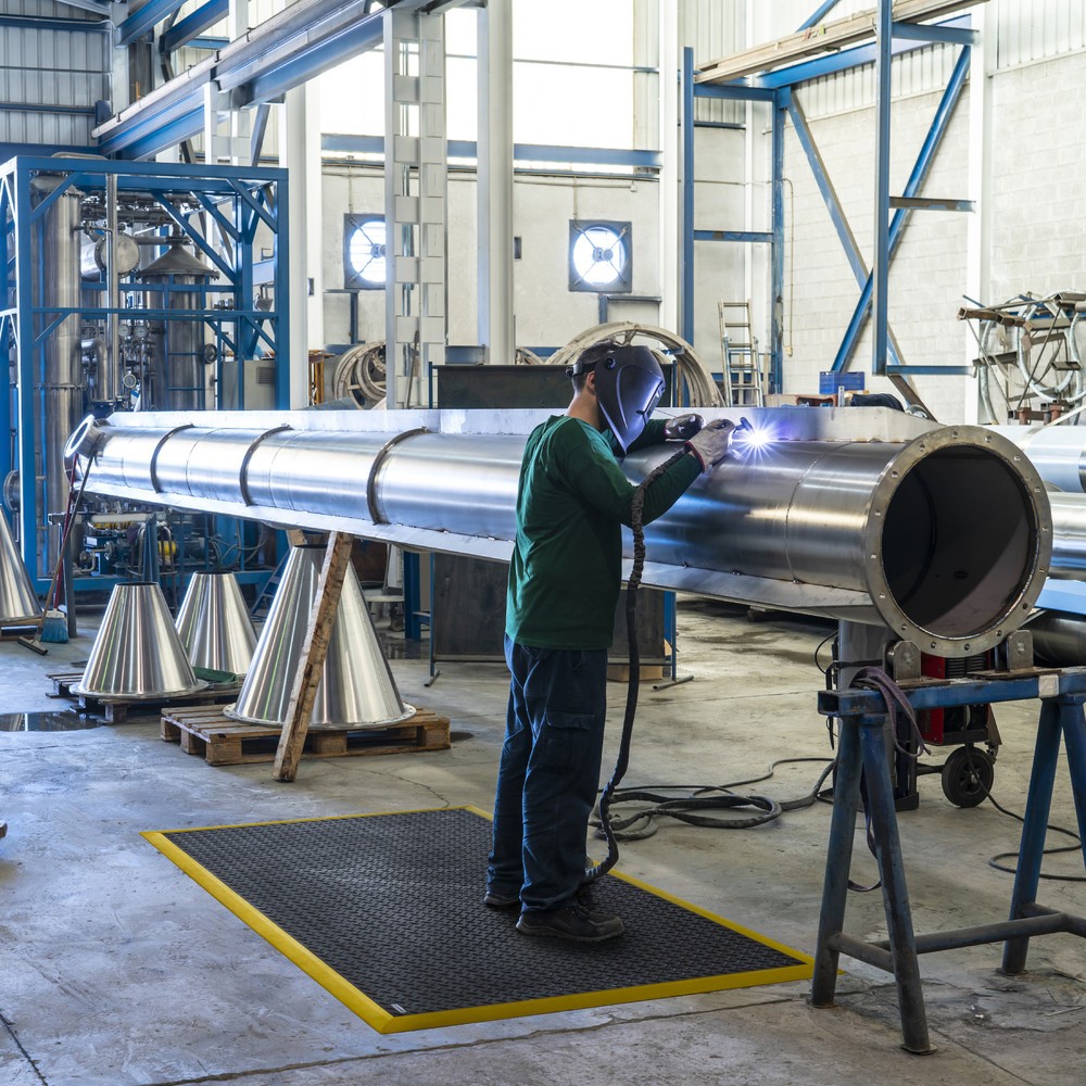Immagine del prodotto n. 2: NoTrax Tappetino per postazione di saldatura Diamond Flex™, nitrile, LxP 970 x 1.630 mm, nero/giallo