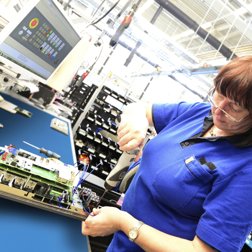 NoTrax Tappetino per spazio di lavoro Anti-Stat POP™ a 3 strati, LxP metro lineare x 610 mm, blu Immagine del prodotto n. 2: NoTrax Tappetino per spazio di lavoro Anti-Stat POP™ a 3 strati, LxP metro lineare x 610 mm, blu