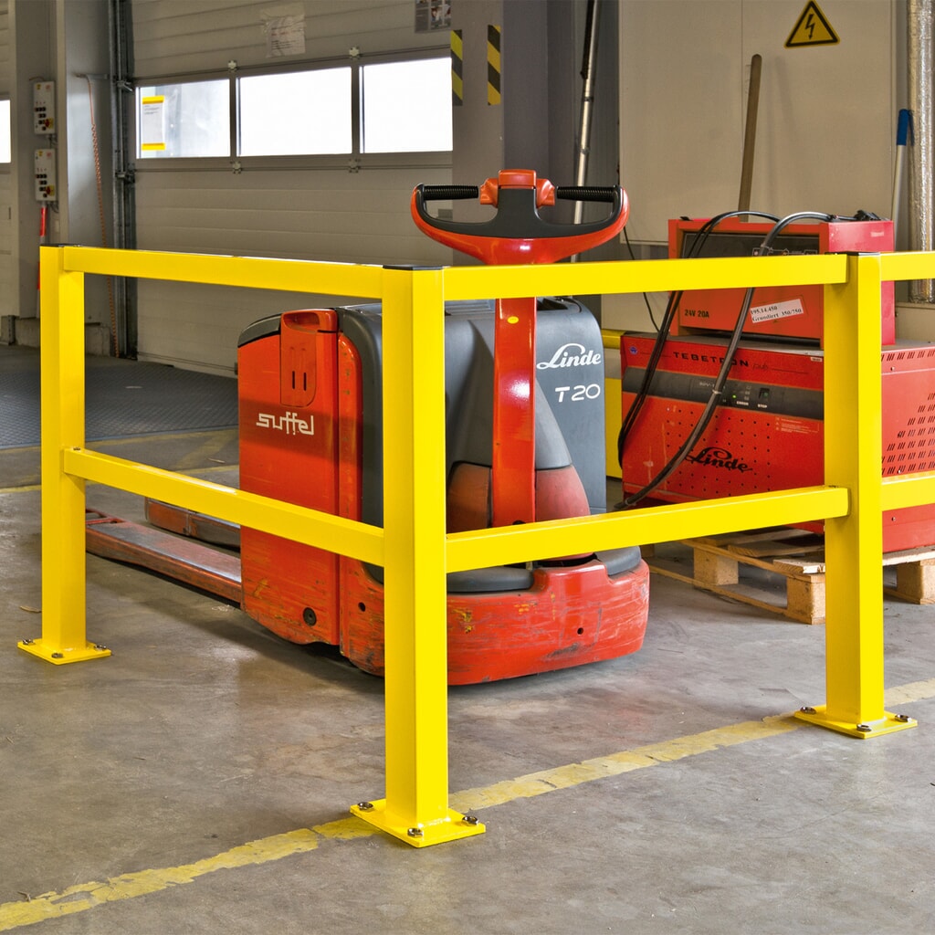 Parapetto anticollisione S-Line, per interni, paletti angolari, altezza 1.000 mm Immagine del prodotto n. 4: Parapetto anticollisione S-Line, per interni, paletti angolari, altezza 1.000 mm
