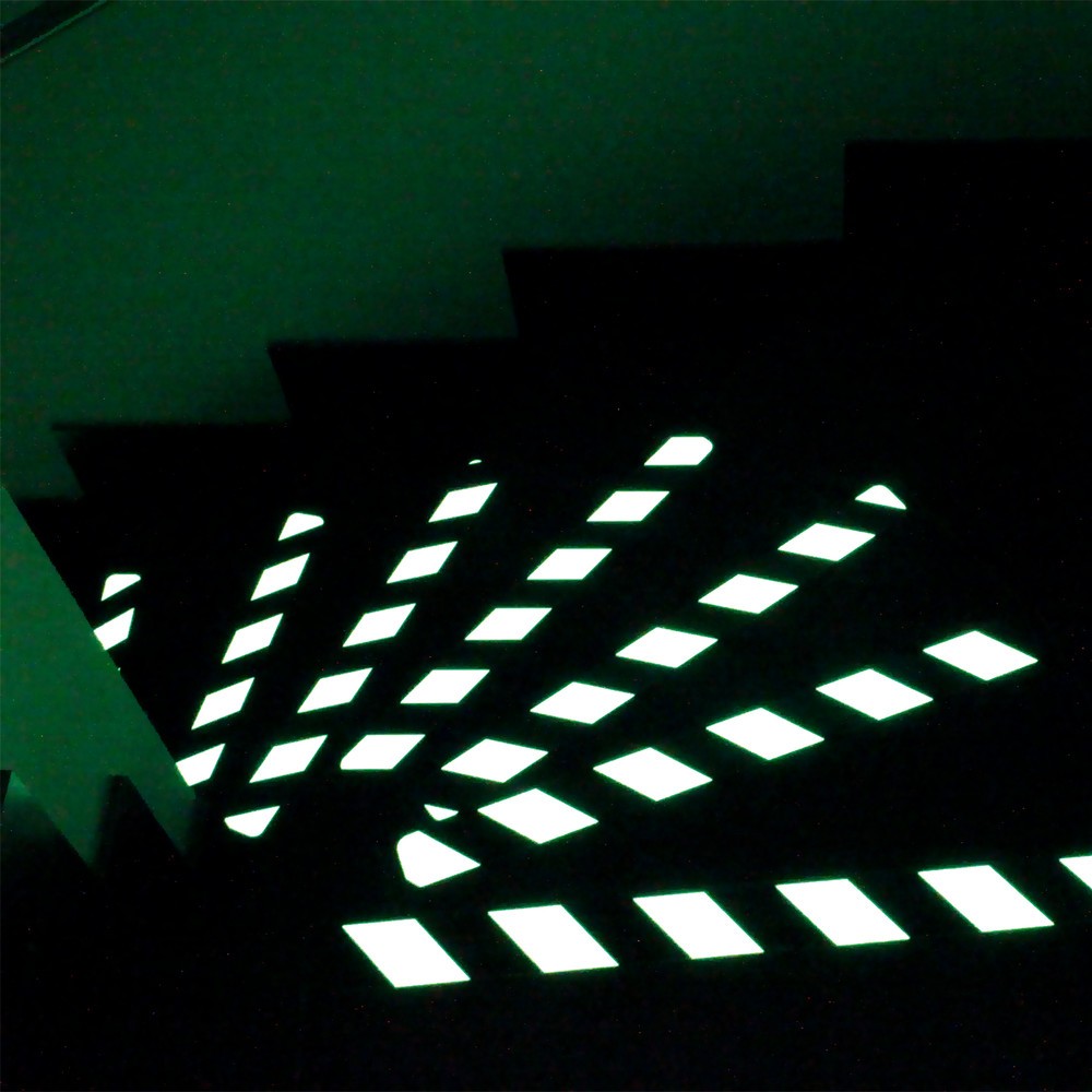 Immagine del prodotto n. 3: Rivestimento antiscivolo m2™ fotoluminescente nero, rullo, LxL 6 m x 25 mm