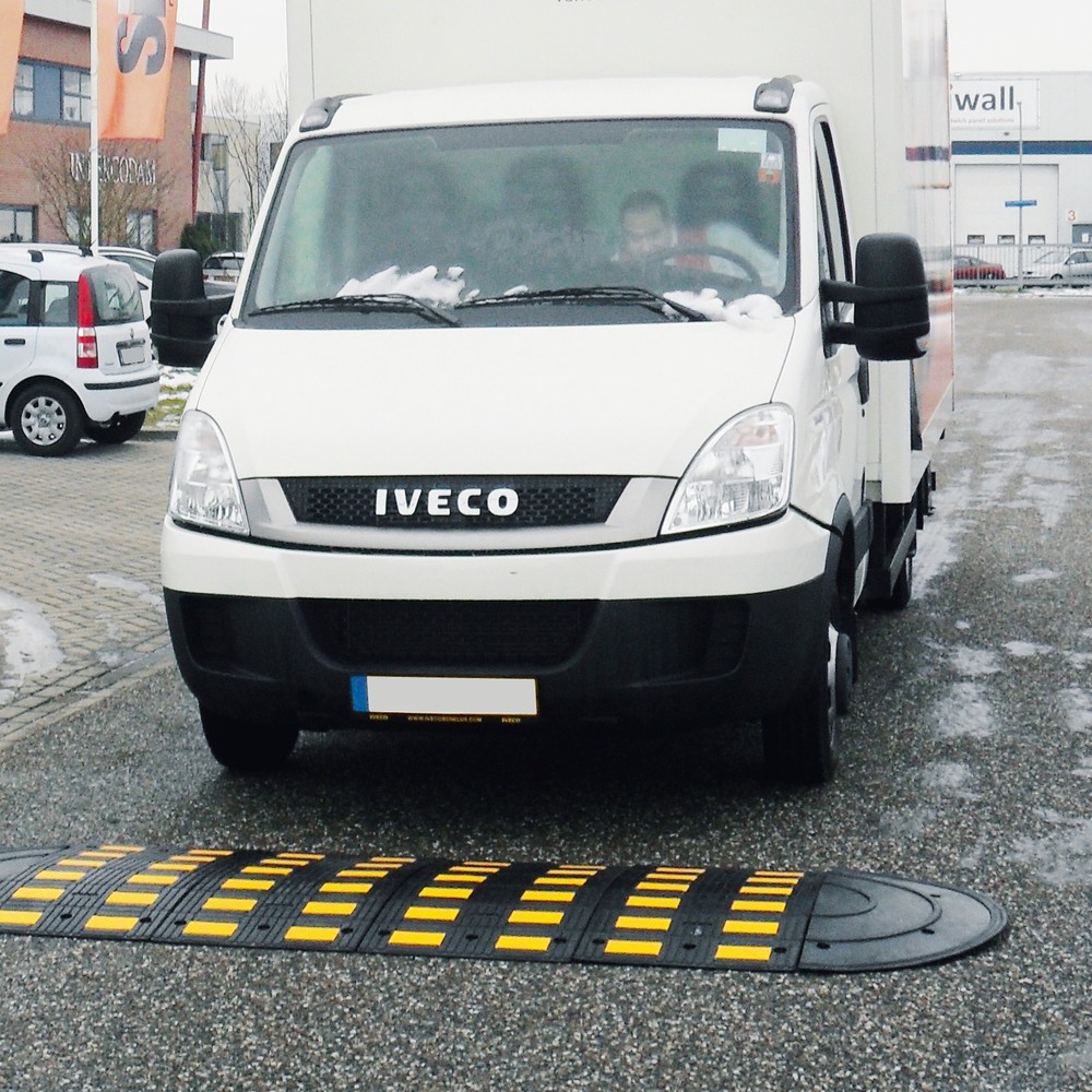 Immagine del prodotto n. 3: Soglia per corsie SafeRide®, < 30 km/h, elemento di collegamento con perni, altezza costruttiva 50 mm, nero