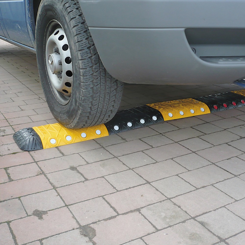 Immagine del prodotto n. 2: Soglia velocità in PP, < 10 km/h, elemento terminale, nero