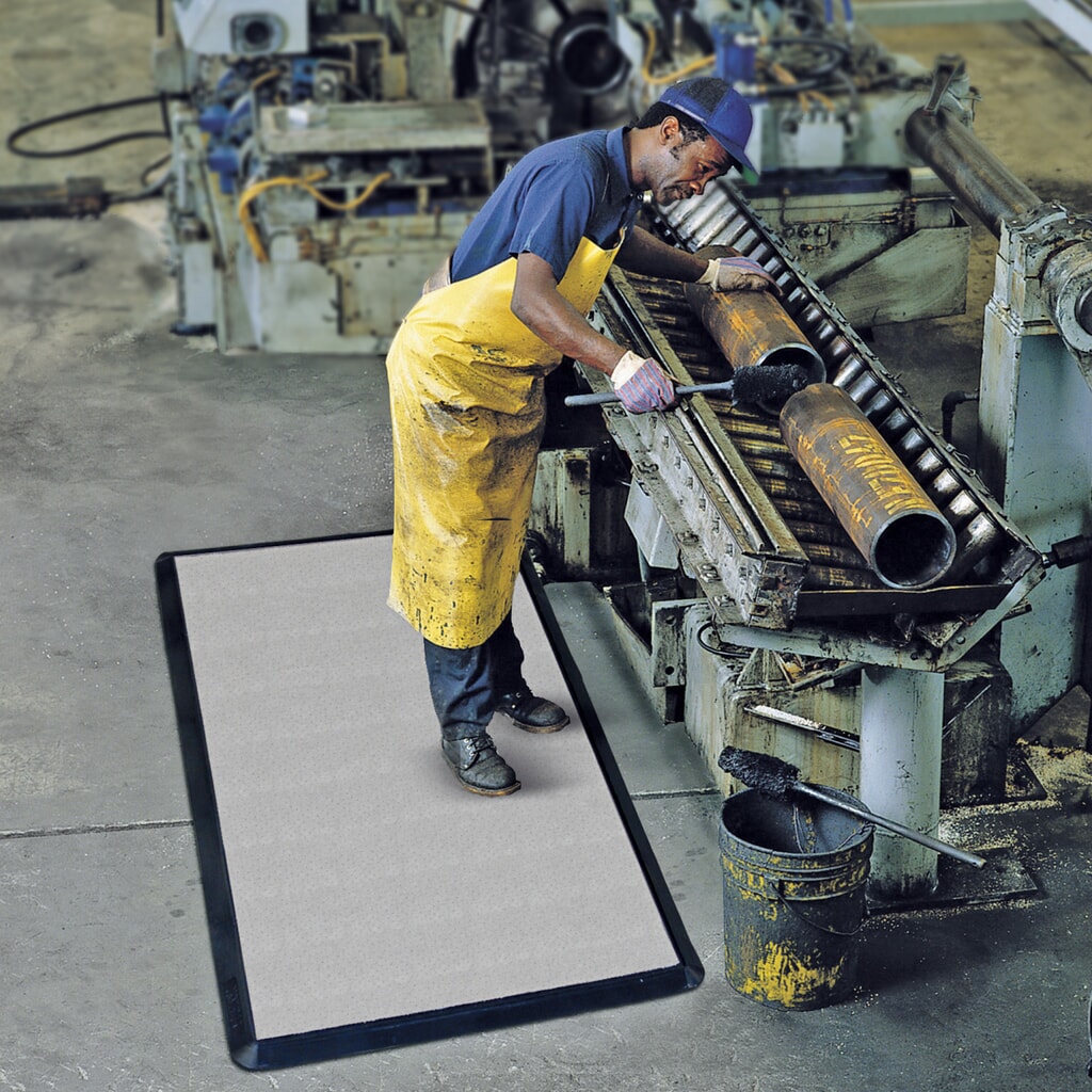 Tappetino defaticante con vello, in gomma nitrilica, LxP 870 x 1.570 mm Immagine del prodotto: Tappetino defaticante con vello, in gomma nitrilica, LxP 870 x 1.570 mm