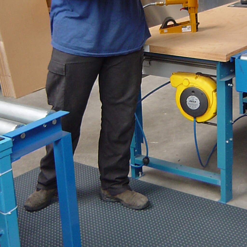 Immagine del prodotto n. 3: Tappetino defaticante, poliuretano, con applicazioni in rilievo, LxP 650 x 950 mm