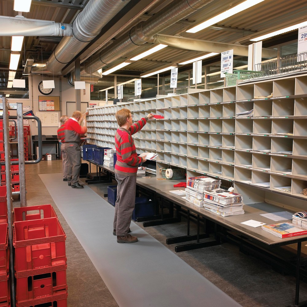 Immagine del prodotto n. 2: Tappetino defaticante, PVC/schiuma vinilica, scanalato, metro lineare x 600 mm, grigio