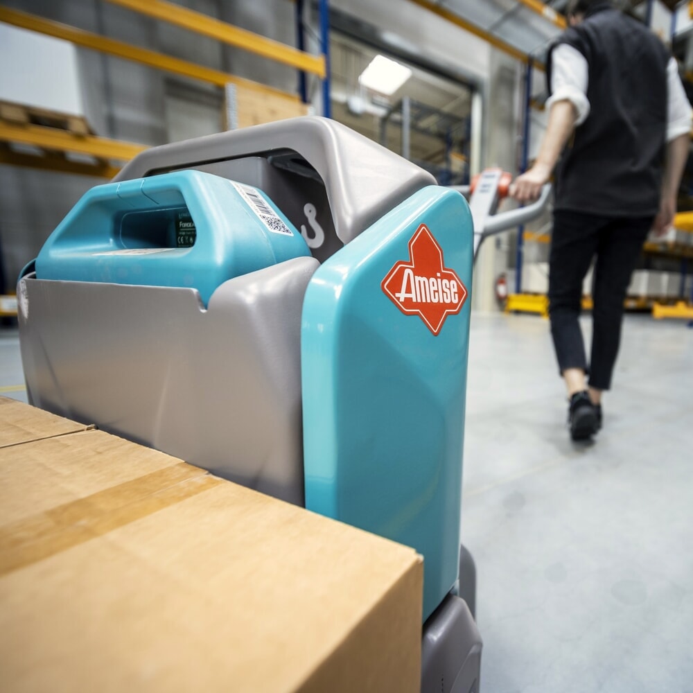 Immagine del prodotto n. 6: Transpallet elettrico Ameise® PTE 1.5, portata 1.500 kg, lunghezza forche 800 mm