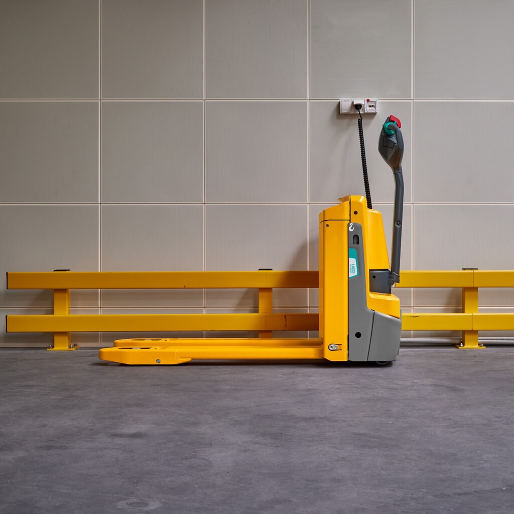 Transpallet elettrico Jungheinrich EJE 116i, portata 1.600 kg, lunghezza forche 1.150 mm Immagine del prodotto n. 4: Transpallet elettrico Jungheinrich EJE 116i, portata 1.600 kg, lunghezza forche 1.150 mm
