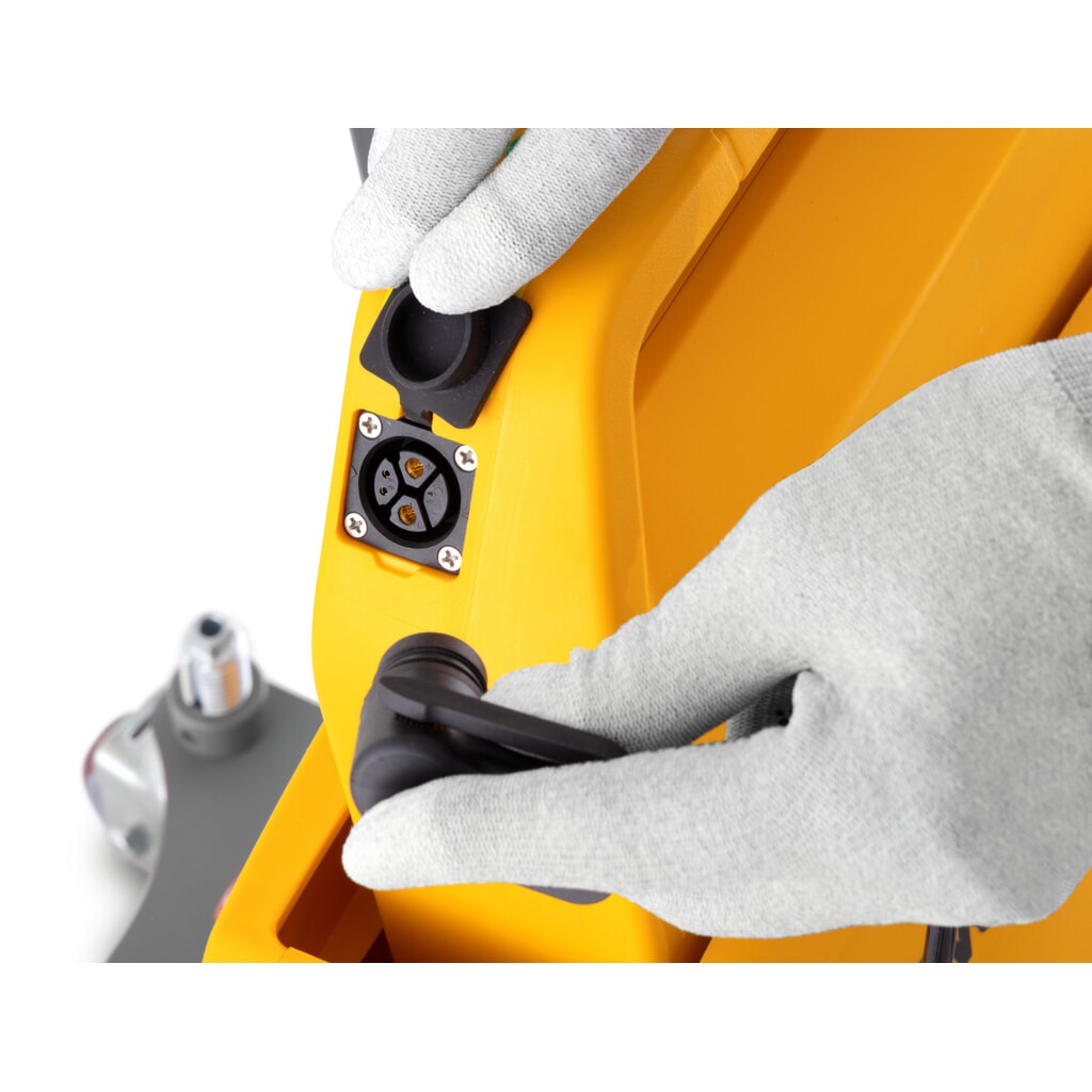 Trattore elettrico EZS 010 - ioni di litio Jungheinrich con giunto con perno a innesto Immagine del prodotto n. 7: Trattore elettrico EZS 010 - ioni di litio Jungheinrich con giunto con perno a innesto
